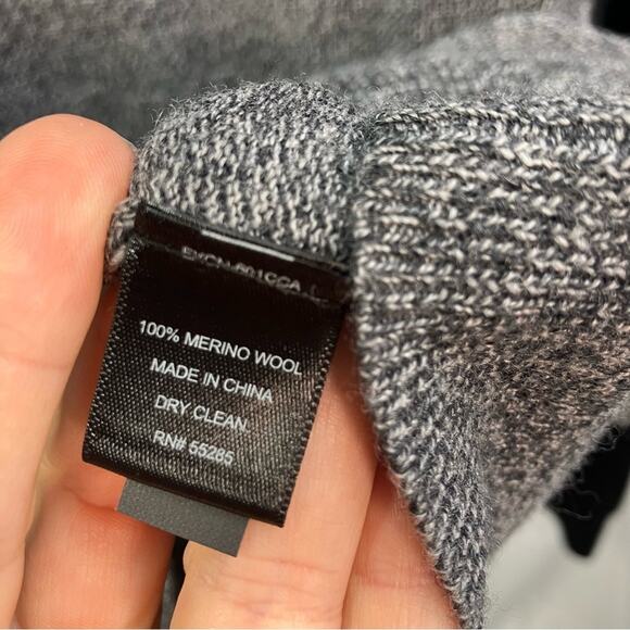 Express Men’s L V-Neck Long Sleeve Color-block Merino Wool‎ Sweater Black Grey - Picture 7 of 13